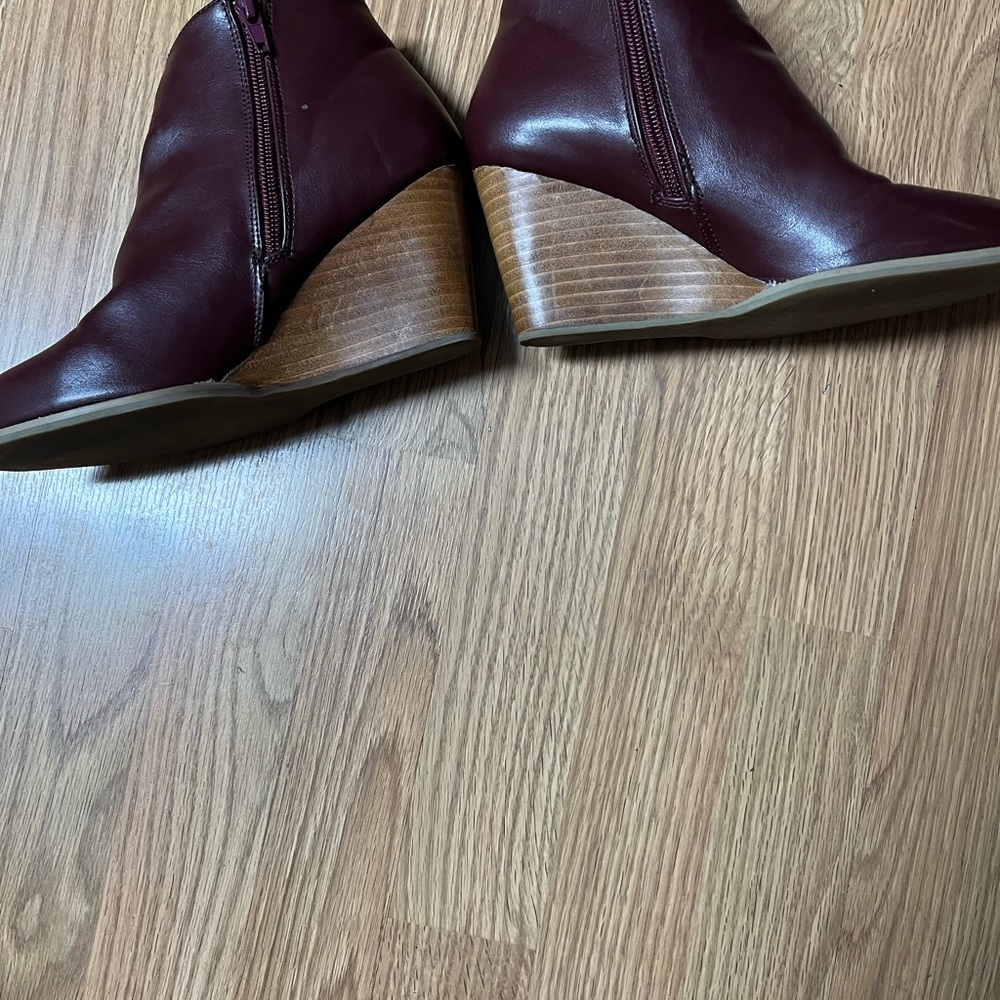 EUC Sociology Dark Rum Booties - Picture 7 of 12